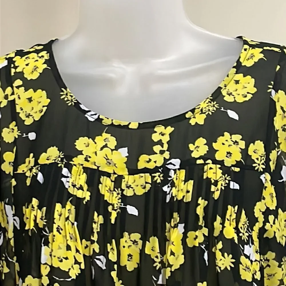 NWOT Michael Kors black and yellow floral shell oversized blouse.  Size XS